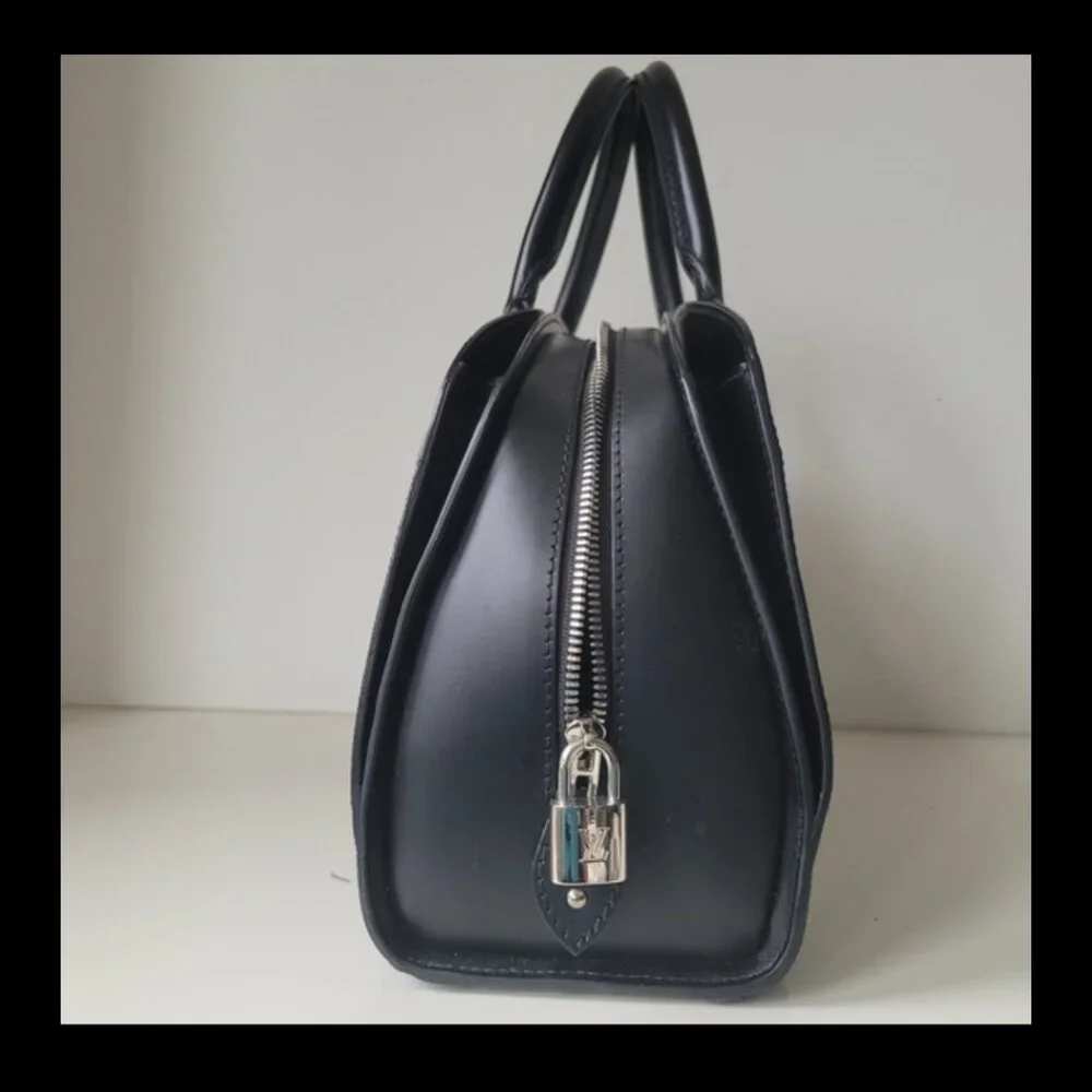 LOUIS VUITTON Pont Neuf PM Bag - Picture 2 of 16